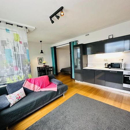 Apartments In Panorama City On 25Th Floor - Amazing View Close To Old Town Bratislava Buitenkant foto